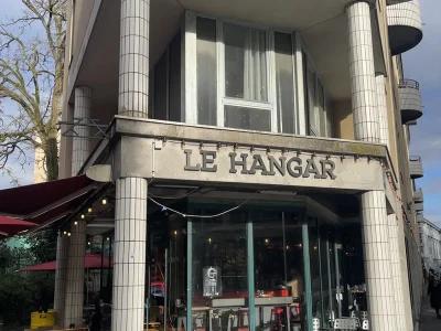 Façade du restaurant Le Hangar